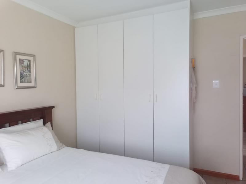 3 Bedroom Property for Sale in Franskraal Western Cape
